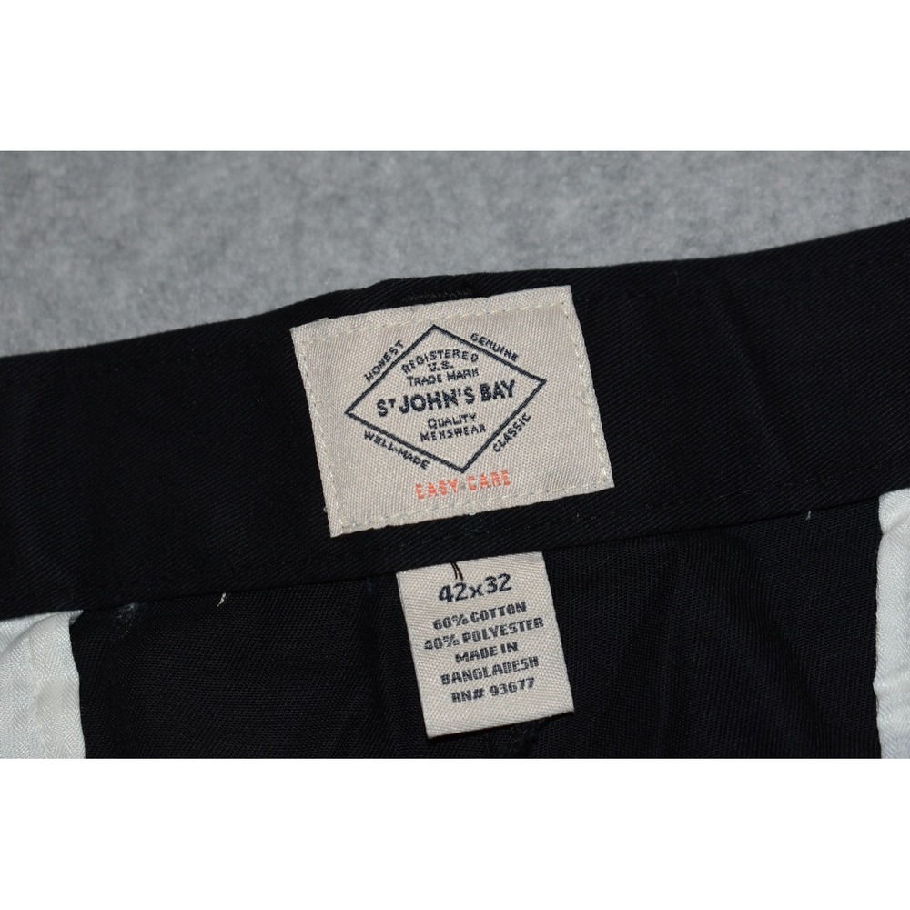 St John's Bay Pants Mens 42x32 Black Easy Care Classic Fit Flat Front Chino NEW - Picture 4 of 7